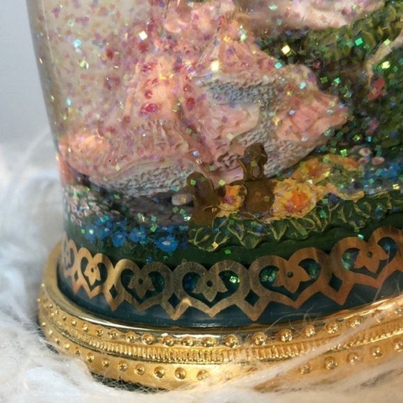 CINDERELLA | 1991 Cinderella Enchanted Moment Glass Bell Sparkle Snow Globe - Picture 7 of 11